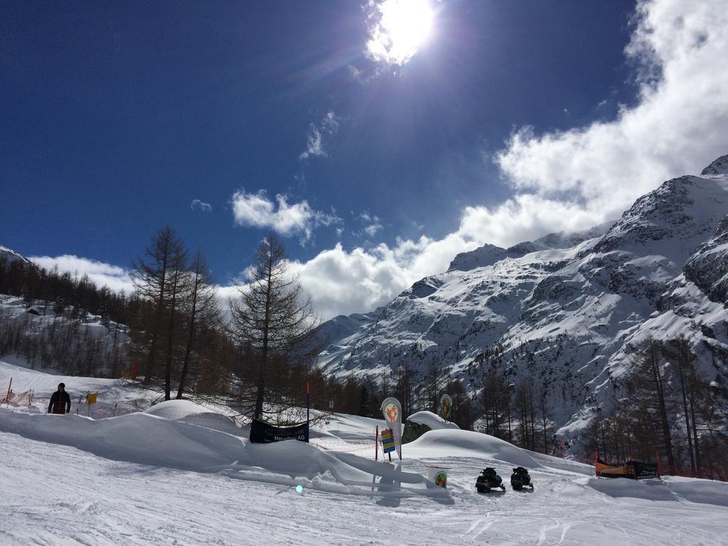 Sunstar * Saas-Grund